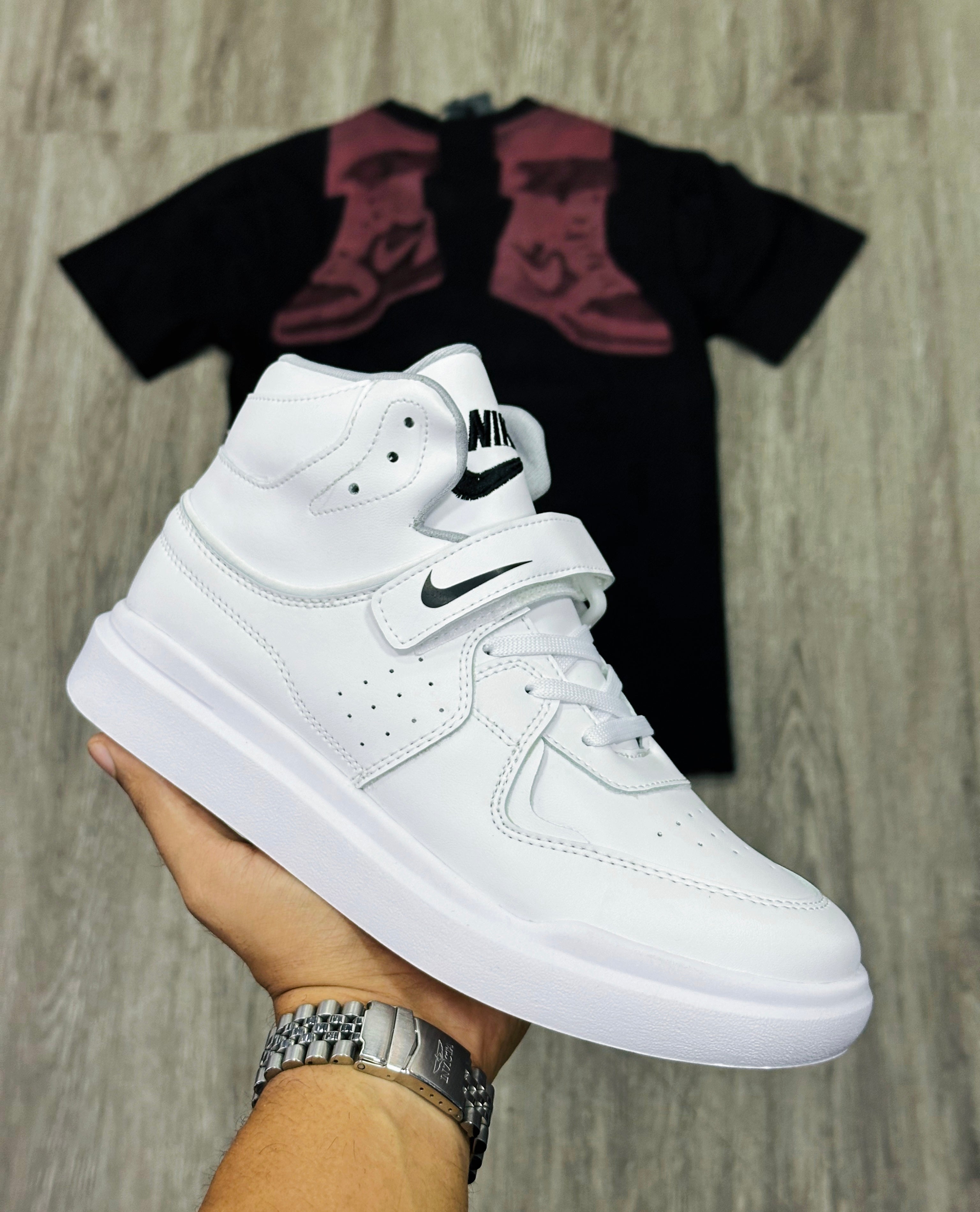 BOTA NIKE CIERRE
